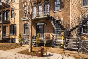 2347 Guindon Tsse in Montréal, QC - Building Photo