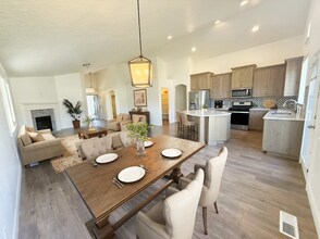 1286 E Whig Dr in Kuna, ID - Building Photo - Building Photo