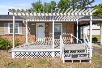 1644 Inverness Dr in Fayetteville, NC - Building Photo - Building Photo