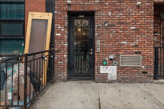 871 Grand Street in Brooklyn, NY - Building Photo - Building Photo