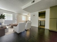 2247 29th Street in Santa Monica, CA - Building Photo - Interior Photo