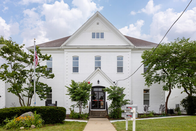 The Schoolhouse Apartments in Cary, IL - Building Photo - Building Photo