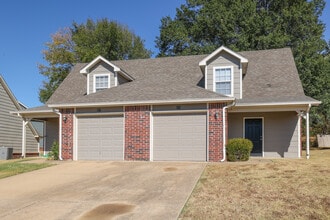 Hamilton Crossing Apartments in Catoosa, OK - Foto de edificio - Building Photo