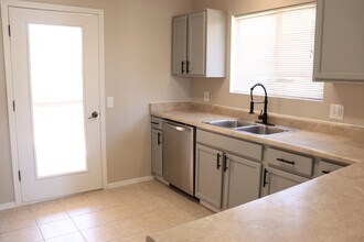 955 Montrose Ave in Sierra Vista, AZ - Building Photo - Building Photo