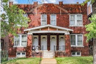 3633 Dunnica Ave, Unit 3633 1st Floor in St. Louis, MO - Building Photo