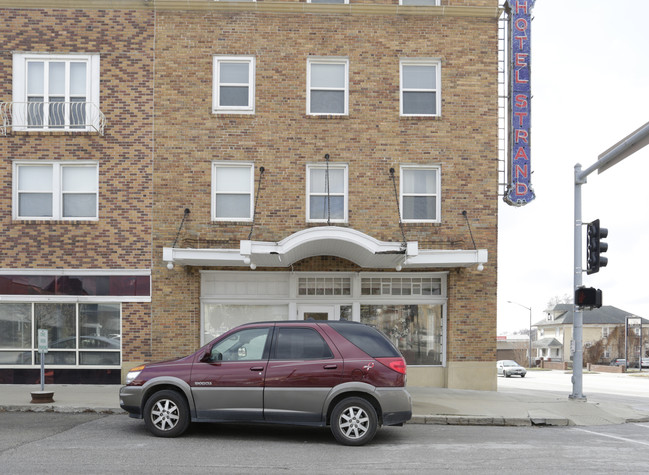 Strand Apartments in Chillicothe, MO - Building Photo - Building Photo