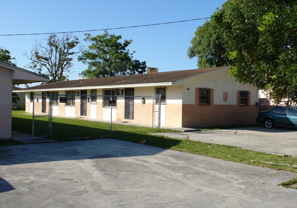 640 NW 65th St in Miami, FL - Building Photo