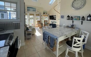 116 Old Sea Ln in Old Saybrook, CT - Building Photo - Building Photo