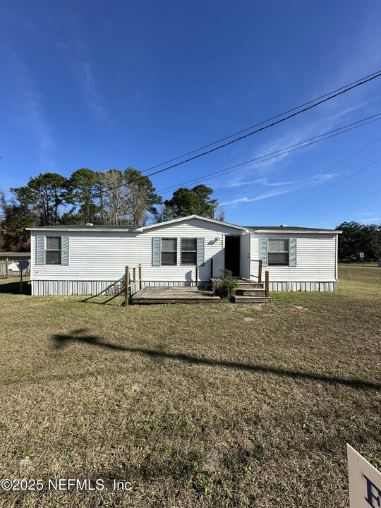 530 Opal Ave in Orange Park, FL - Building Photo