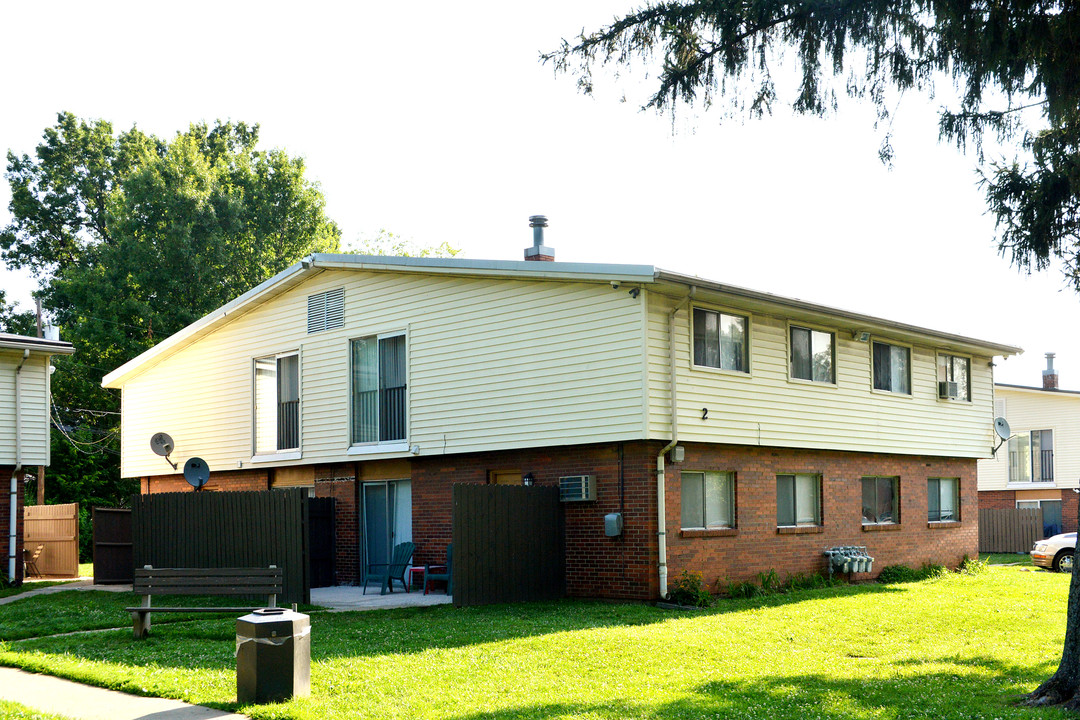 Clovernook Apartments in Cincinnati, OH - Building Photo