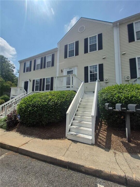3398 Misty Harbor Trail in Doraville, GA - Building Photo