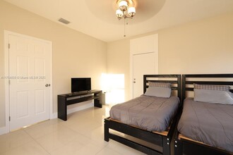 1753 SW 13th St in Miami, FL - Building Photo - Building Photo