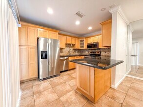 1827 N Congress Ave in West Palm Beach, FL - Building Photo - Building Photo