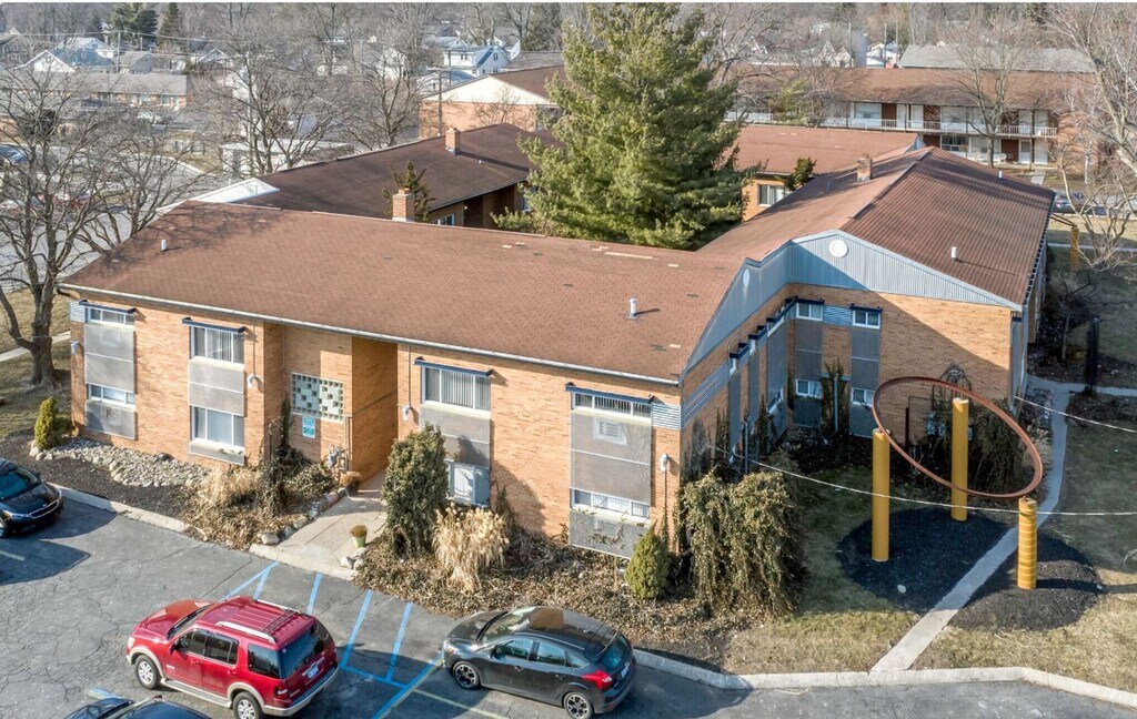 Walnut Manor Apartments Royal Oak, MI Apartments