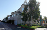 Villa Solimar in Oxnard, CA - Building Photo - Building Photo