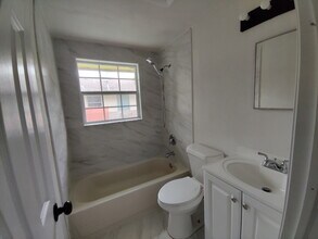 5434 11th Ave in Ft. Myers, FL - Building Photo - Building Photo
