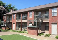 Community Place in Dallas, TX - Foto de edificio - Building Photo