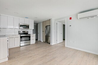 9 Soden St, Unit 306 in Cambridge, MA - Building Photo - Building Photo