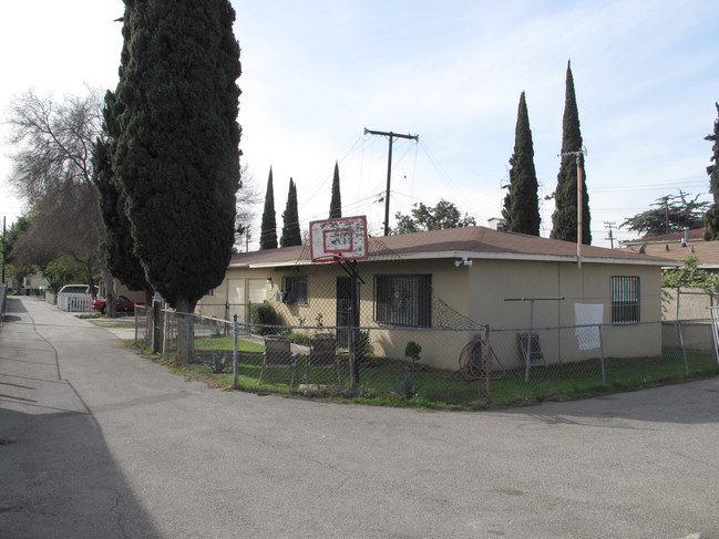 Gotham Apartments in Bell Gardens, CA - Building Photo - Building Photo