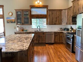 608 Willowbrook Rd in Silverthorne, CO - Building Photo - Building Photo