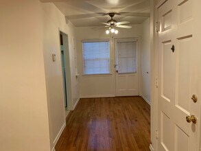 4302 Elm Ave, Unit 3 in Long Beach, CA - Foto de edificio - Building Photo