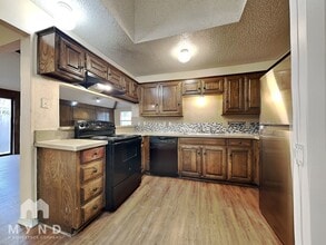 11809 Garden Terrace Dr in Dallas, TX - Foto de edificio - Building Photo