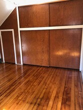 1273 Queen St, Unit 2 in Southington, CT - Building Photo - Building Photo