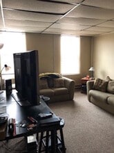 60 W Main St, Unit Apt 1 in Platteville, WI - Building Photo - Building Photo