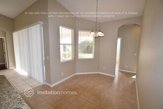 7018 43rd Ave E in Palmetto, FL - Foto de edificio - Building Photo