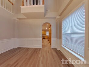 5507 Rosehall Pl in Atlanta, GA - Building Photo - Building Photo