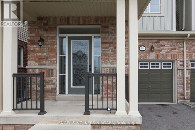 9514 Tallgrass Ave in Niagara Falls, ON - Building Photo - Building Photo