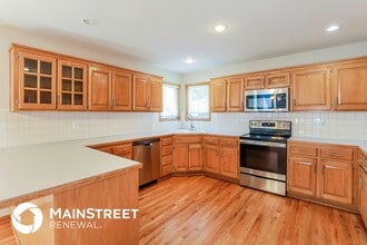3545 SW Harbor Dr in Lee's Summit, MO - Building Photo - Building Photo
