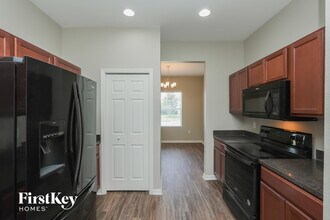 1970 Country Manor St in Bartow, FL - Building Photo - Building Photo