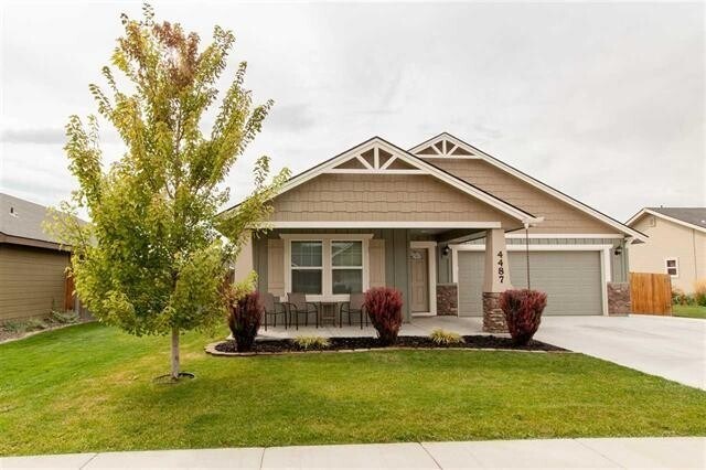 4487 N Weston Ave in Meridian, ID - Building Photo