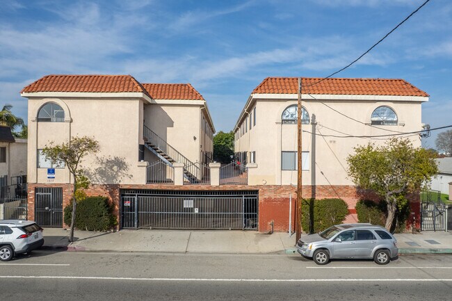 1517 Carson St in Torrance, CA - Foto de edificio - Building Photo