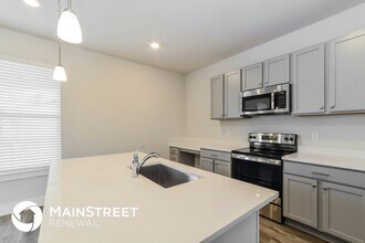 317 Pine St in DeLand, FL - Foto de edificio - Building Photo