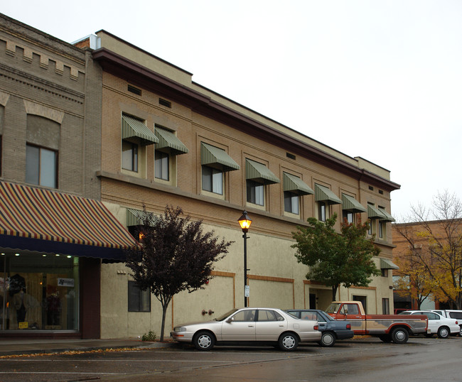 Van Engelen in Nampa, ID - Foto de edificio - Building Photo
