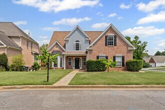 5605 Martin Grove Dr NW in Lilburn, GA - Building Photo - Building Photo