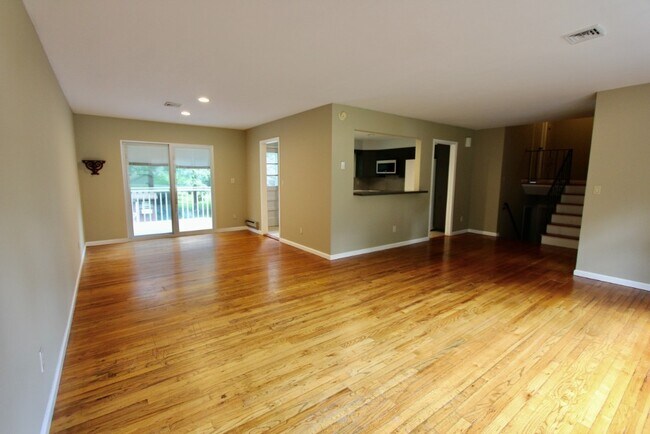 6 Highridge Rd in Harrison, NY - Building Photo - Building Photo