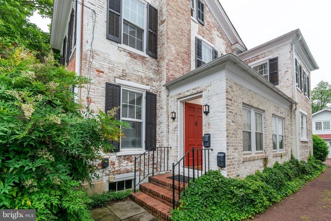property at 1 N Union St