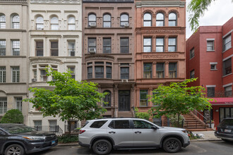 23 E 92nd St in New York, NY - Building Photo - Building Photo