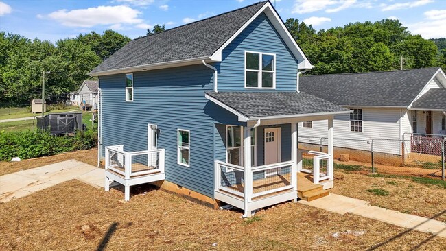 2815 Johnston St in Knoxville, TN - Building Photo - Building Photo