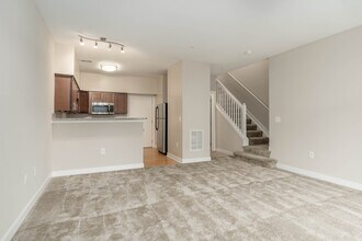 The Townes at Mill Run Apartments in Owings Mills, MD - Building Photo - Interior Photo