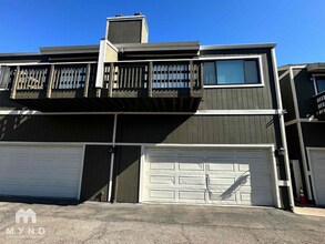 5400 Mountain Blvd, Unit 230 in Oakland, CA - Building Photo - Building Photo