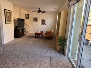 9137 Arbol del Rosal Way in Atascadero, CA - Building Photo - Building Photo