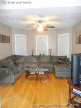 47 Main St, Unit 3 in Somerville, MA - Building Photo - Building Photo