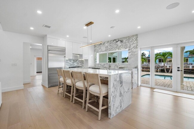 property at 1366 SW 4th Ct