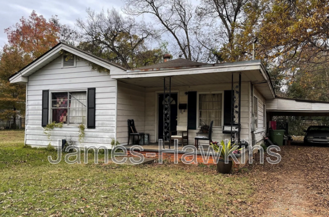 property at 2627 Geneva St