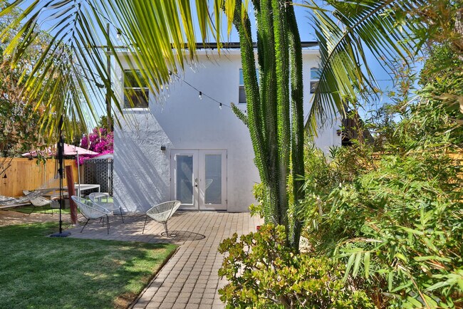 3270 Cedar St in San Diego, CA - Building Photo - Building Photo