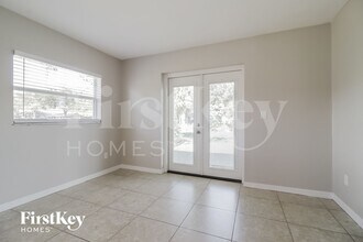 1319 Macon Dr in Titusville, FL - Foto de edificio - Building Photo